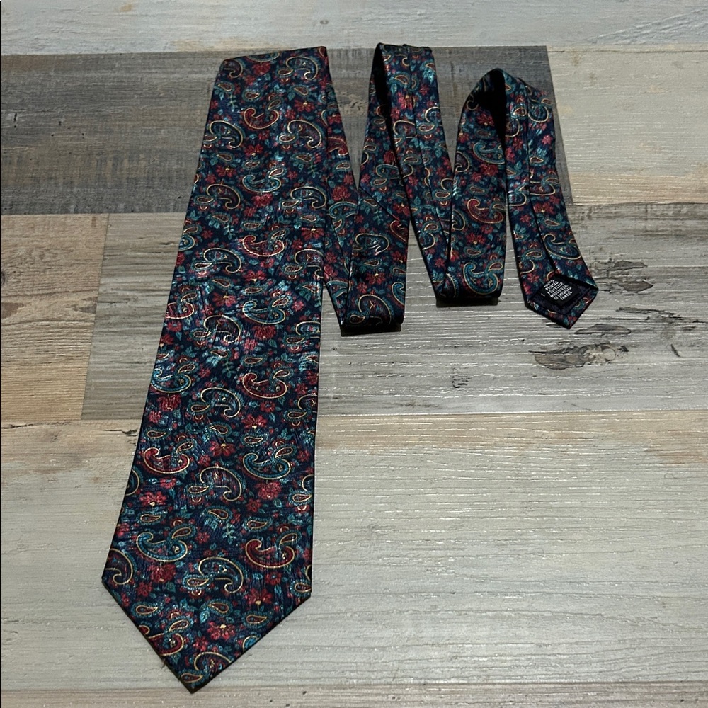 Vintage Christian Dior Blue Floral Paisley Men's Silk Tie Career Business Wear